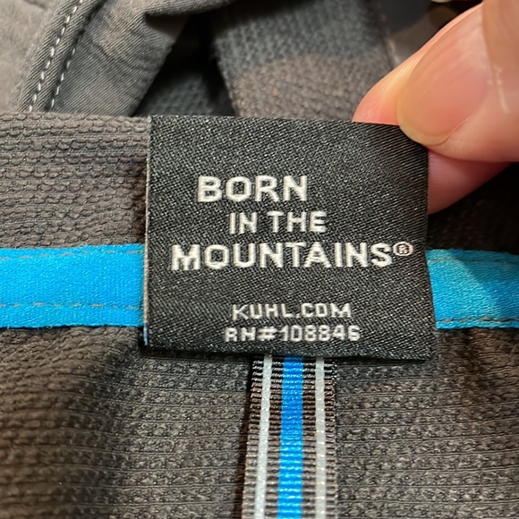 KUHL Projekt XS Dark Gray Black Pop Over 1/4 zip pockets have zipper hood visor - Picture 13 of 16